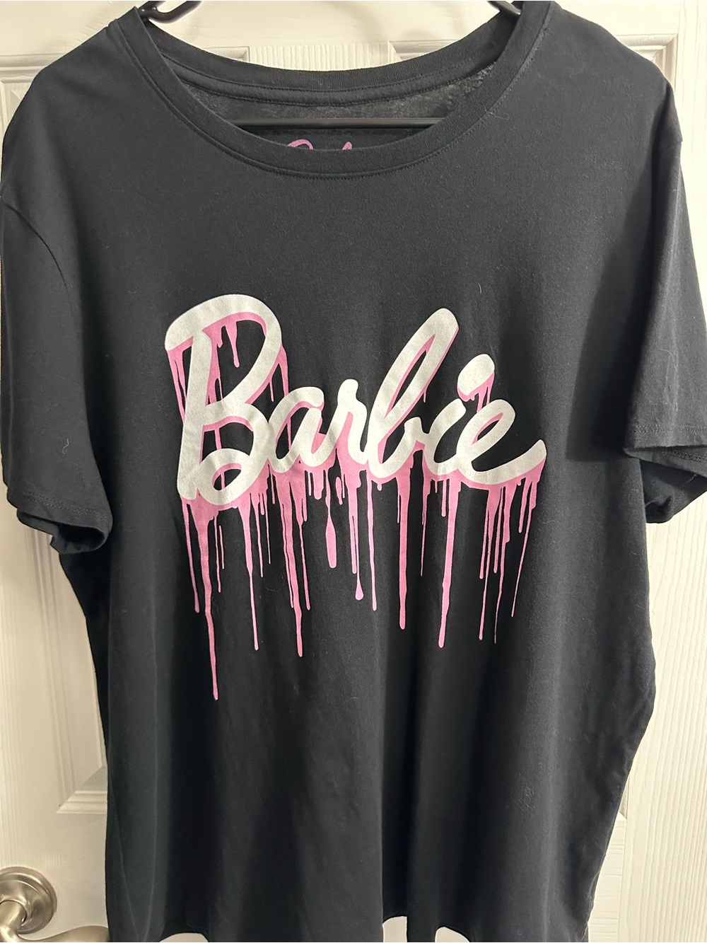 Barbie Women’s XL Black Graphic T-Shirt Pink Drip Logo